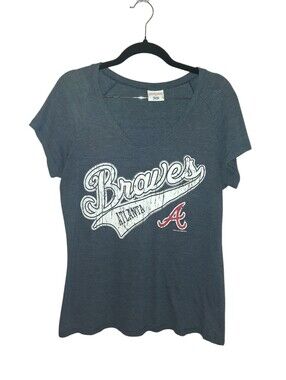 Genuine Merchandise Atlanta Braves Graphic V-Neck Tee Women's Gray Short Sleeve